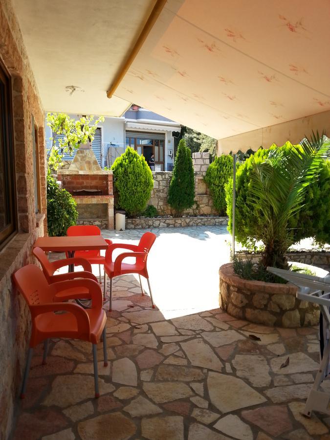Apartament Altin Skrapari Ksamil