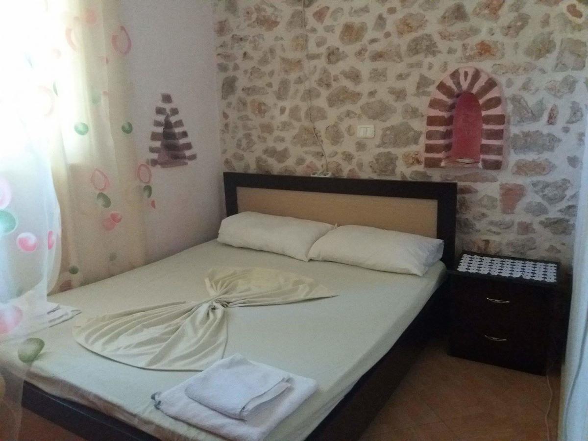 Altin Skrapari Ksamil